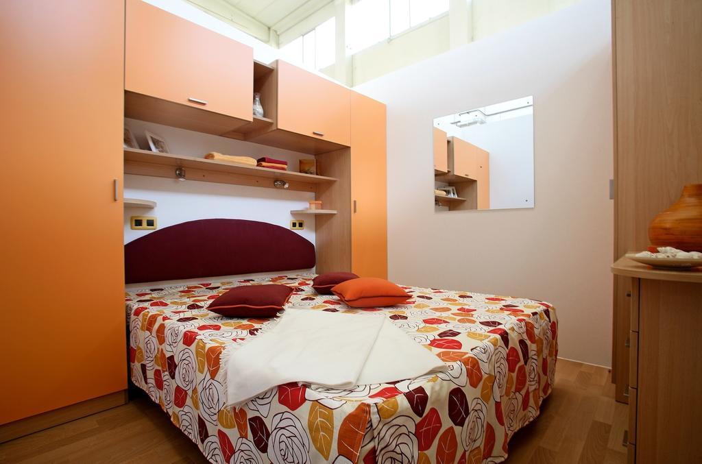 Le Esperidi Camping Ecoresort Marina Di Bibbona Oda fotoğraf