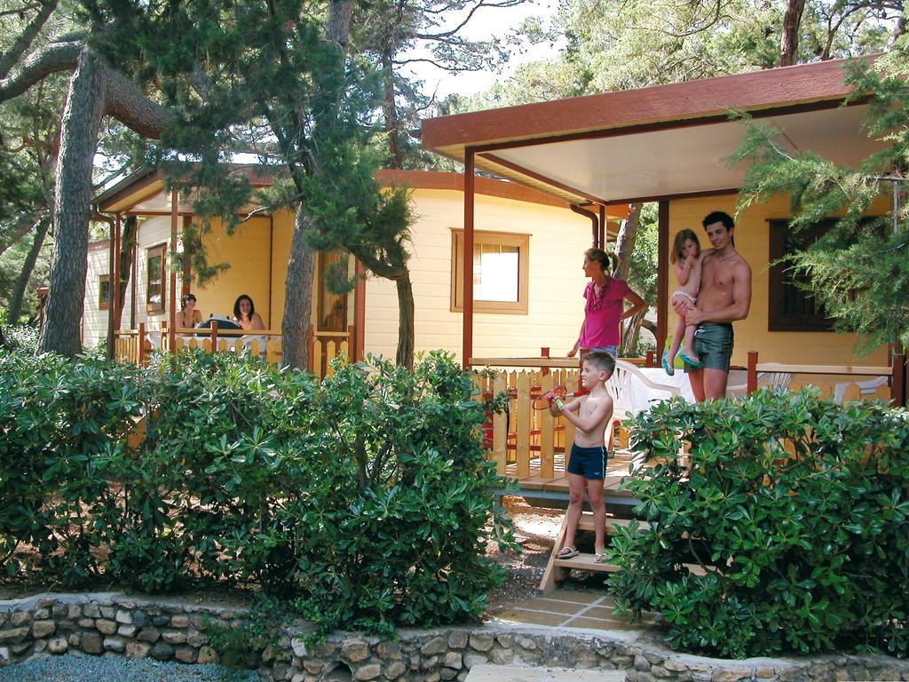 Le Esperidi Camping Ecoresort Marina Di Bibbona Dış mekan fotoğraf