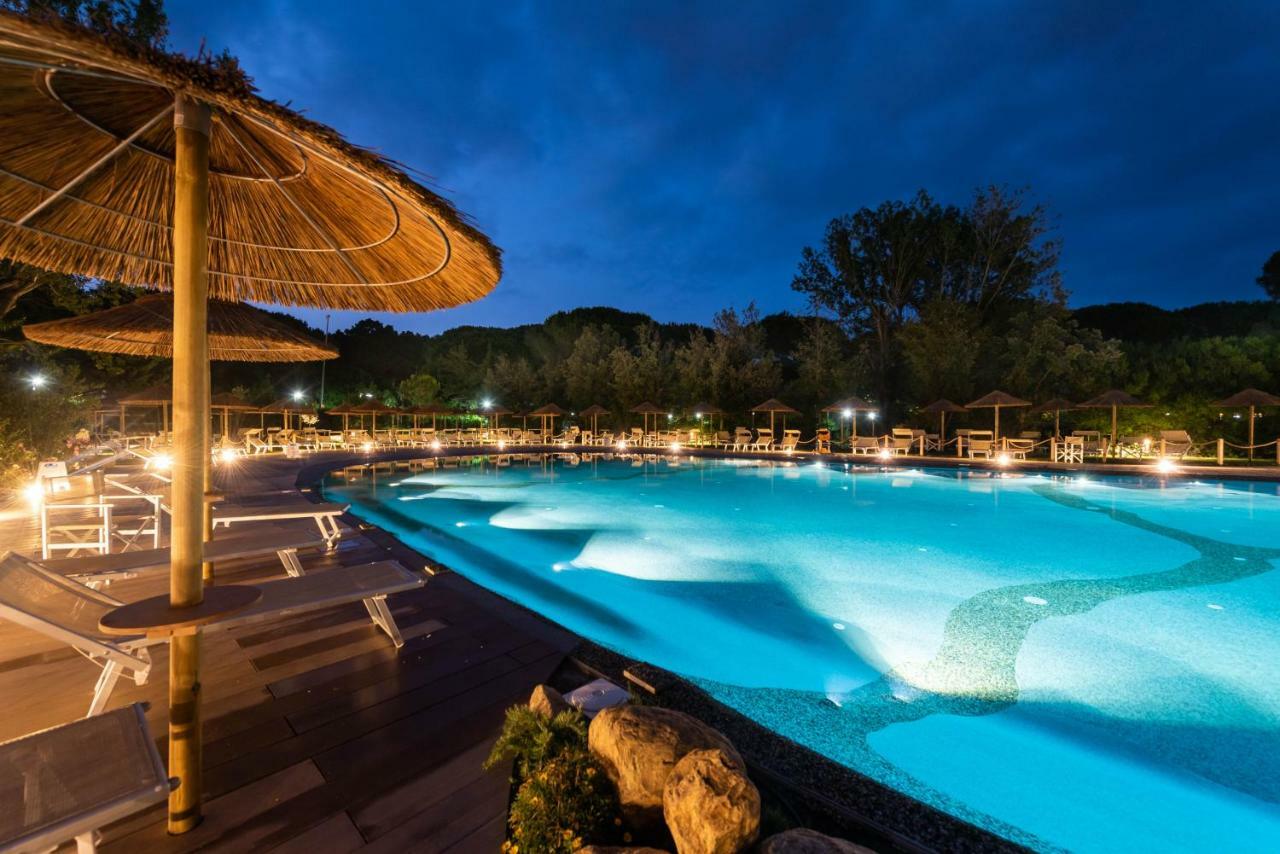 Le Esperidi Camping Ecoresort Marina Di Bibbona Dış mekan fotoğraf